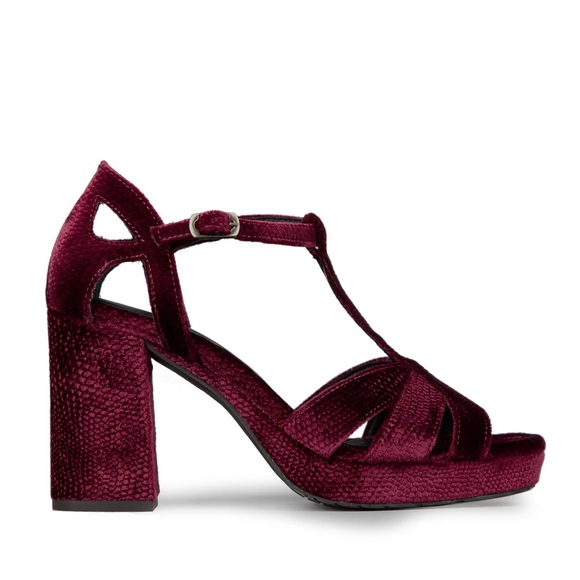 Esska Valerie Heels in Raspberry Velvet - Picture 9 of 10